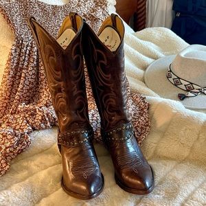 IDYLLWIND Women's Boots, dark brown, size 7.5